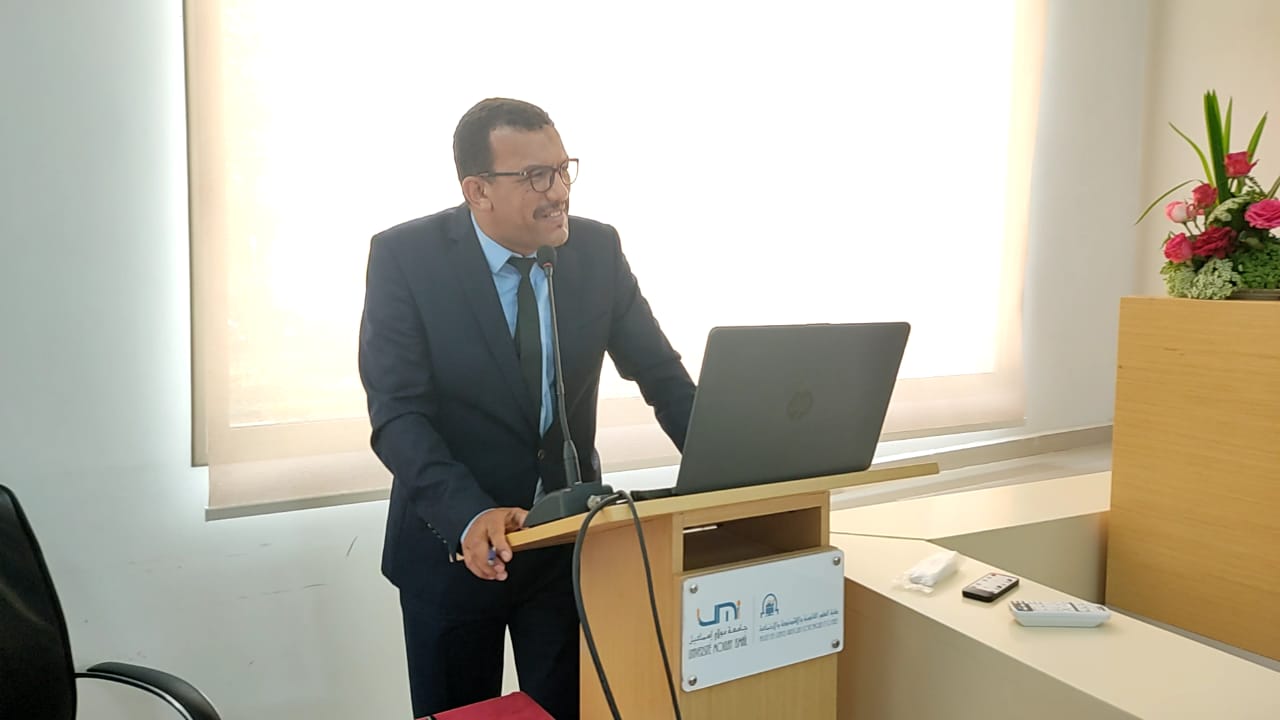 “عبد الحي ساسي يحصل على شهادة الدكتوراه بميزة مشرف جداً مع توصية بالطبع”