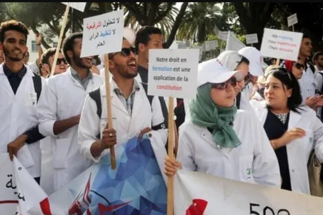 “تصعيد نقابي في قطاع الصحة  يهدد بمقاطعة العمليات الجراحية”