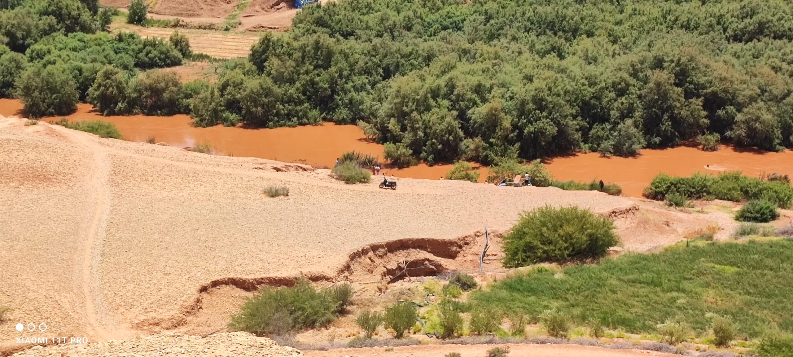 انتشال جثة الطفل الذي لقي مصرعه غرقا ضواحي الفقيه بن صالح
