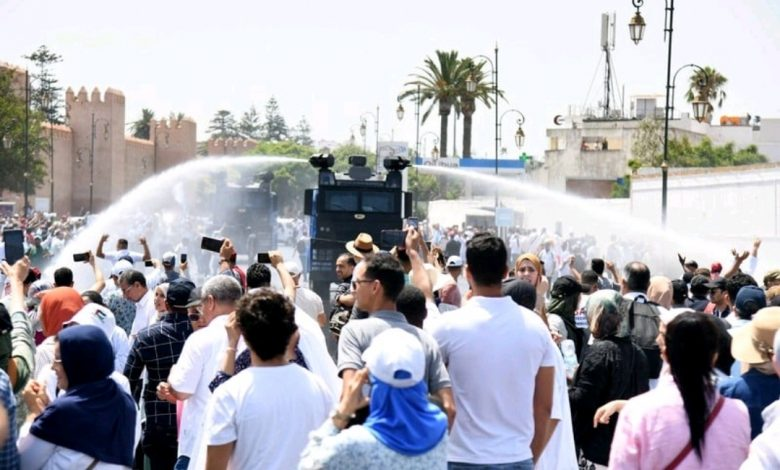 التفريق بالقوة العمومية يدفع نقابات الصحة إلى زيادة عدد أيام الإضراب