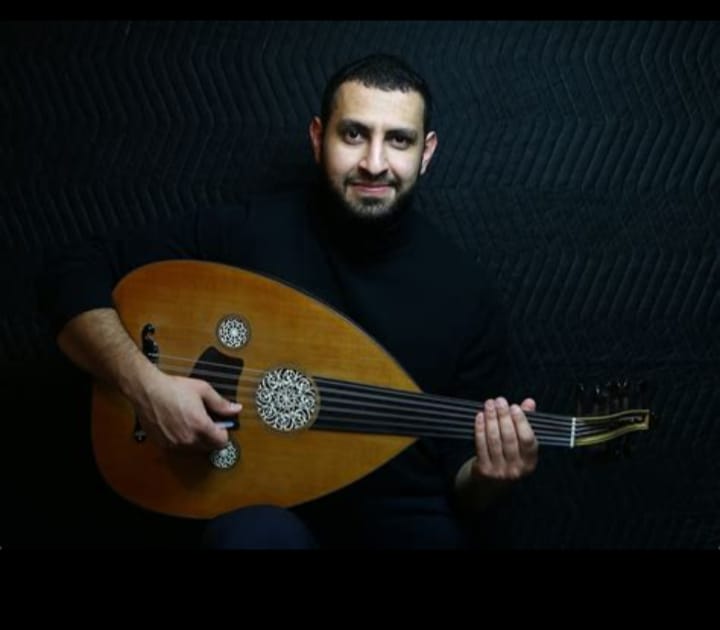 أحمد الشيبة: عازف العود اليمني الذي عزف ألحان الغرب بنبض الشرق، وخاطب بها قلوب العالم
