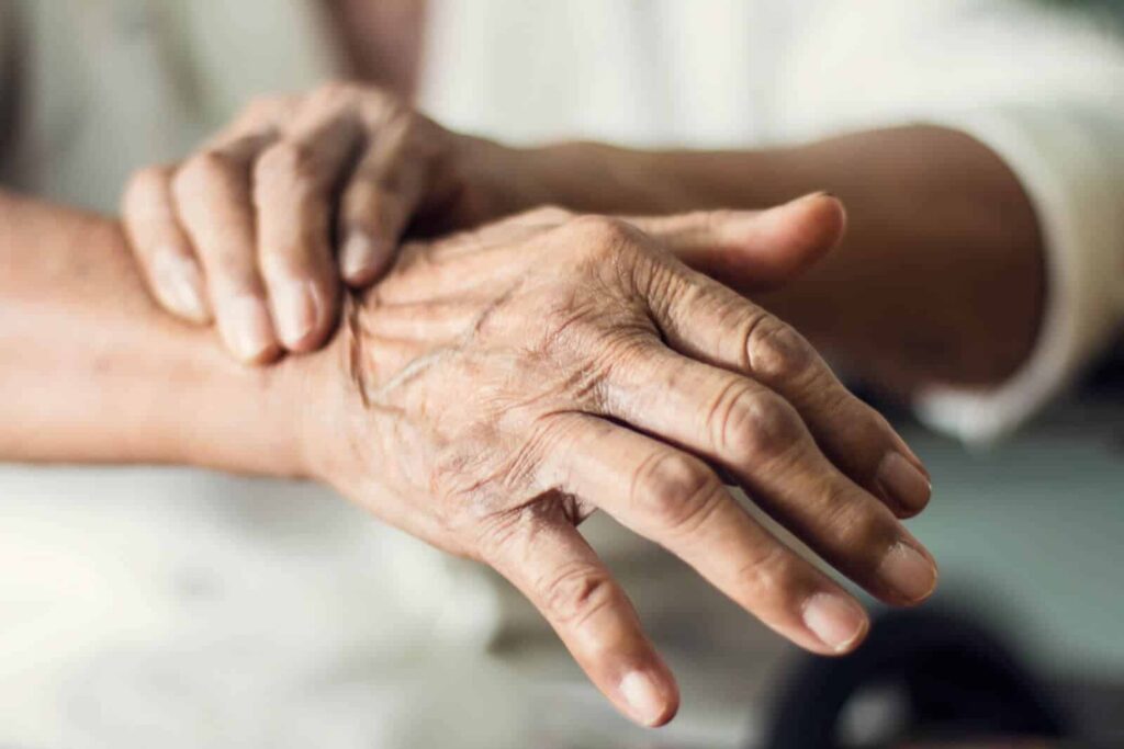 ندوة علمية بمناسبة اليوم العالمي لمرضى باركنسون