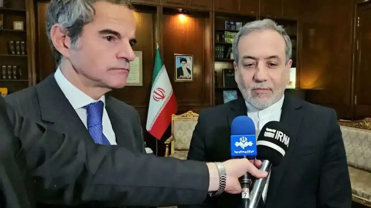 إيران تحظر دخول مدير الوكالة الدولية للطاقة الذرية أراضيها
