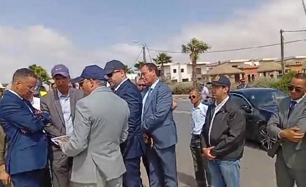 عامل إقليم النواصر يوجه انتقادات حادة للوضع البيئي المتدهور بشاطئ واد مرزك ويدعو إلى تدخل عاجل