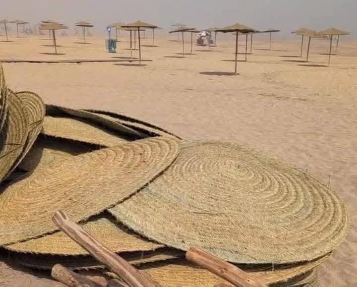 توفير مرافق مجانية للمصطافين بشاطئ دار بوعزة