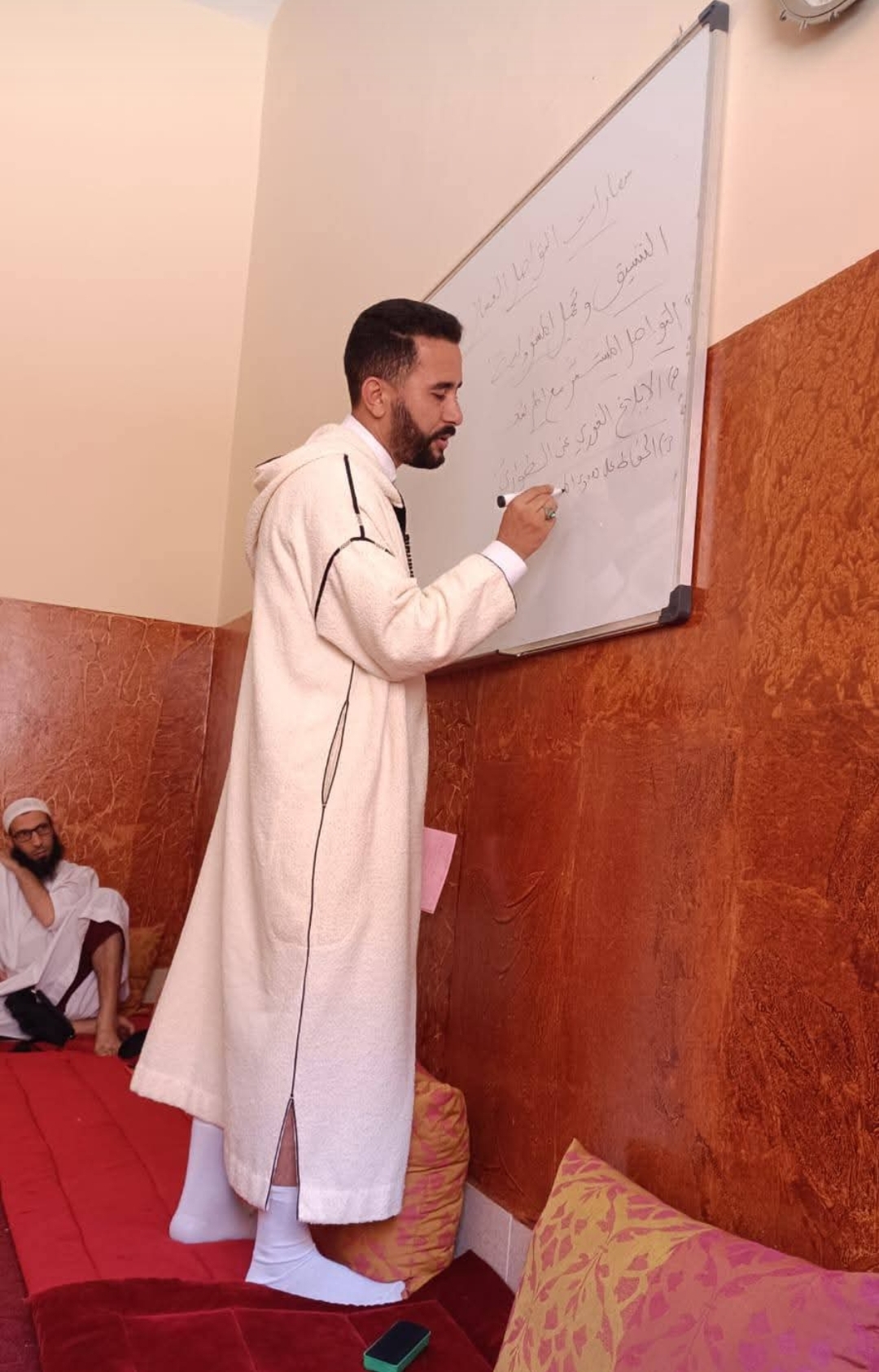 دورة تكوينية بمراكش لتعزيز مهارات التواصل لدى الأئمة والمؤذنين