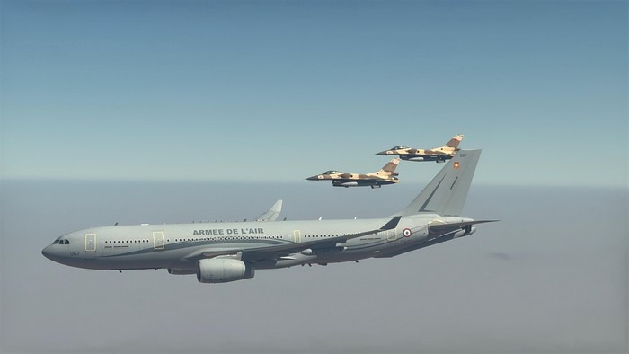 المغرب يختبر قدرات مقاتلات F16 Viper في مناورات جوية مع فرنسا